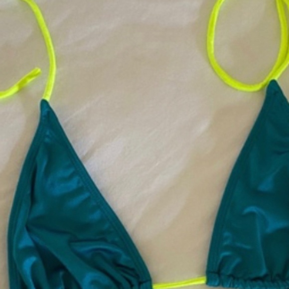 Triangle Bikini Top Only NWOT - Picture 1 of 2